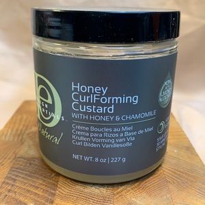 NWT Honey Curl Forming Custard w/honey & chamomile